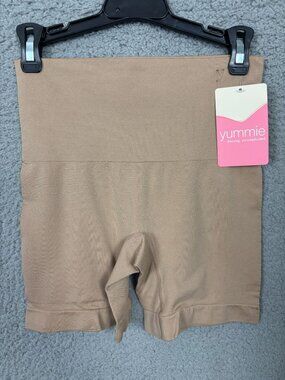 Yummie For Women Shaping Shorts Seamless Ultralight Nude M/L New With Tag's.